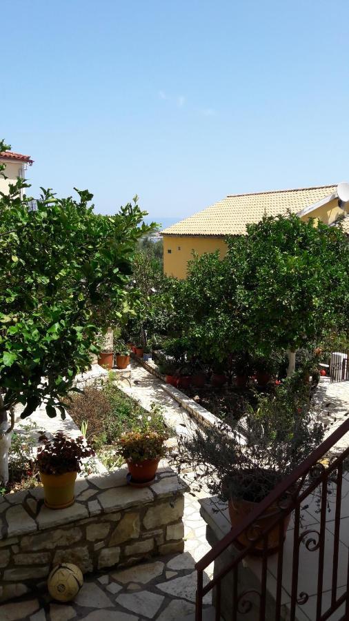 Voula Apartments Gaios Buitenkant foto