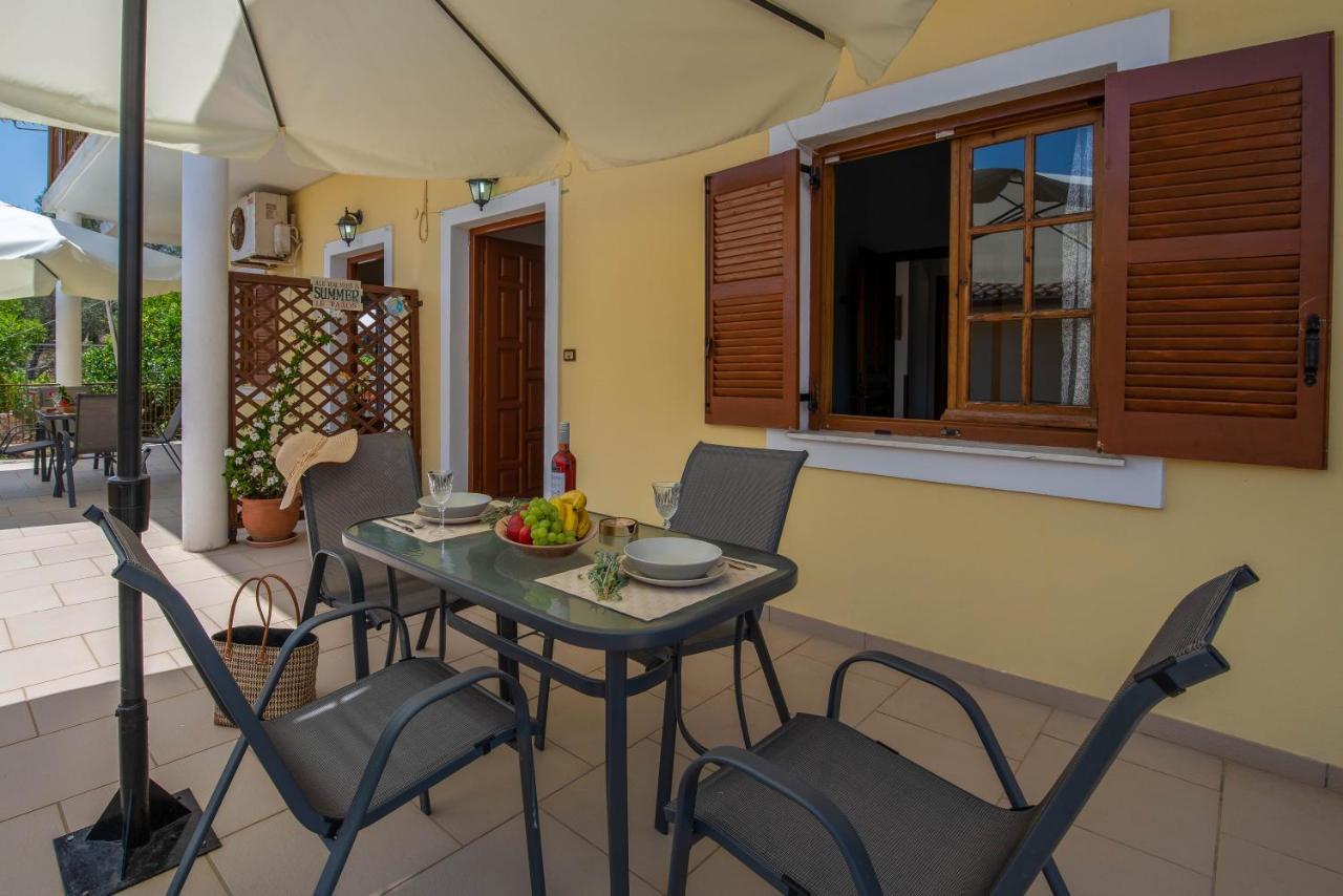 Voula Apartments Gaios Buitenkant foto