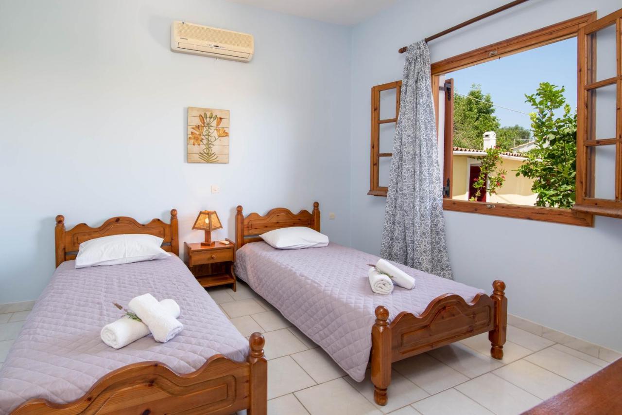 Voula Apartments Gaios Buitenkant foto