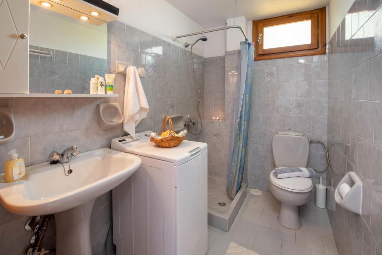 Voula Apartments Gaios Buitenkant foto