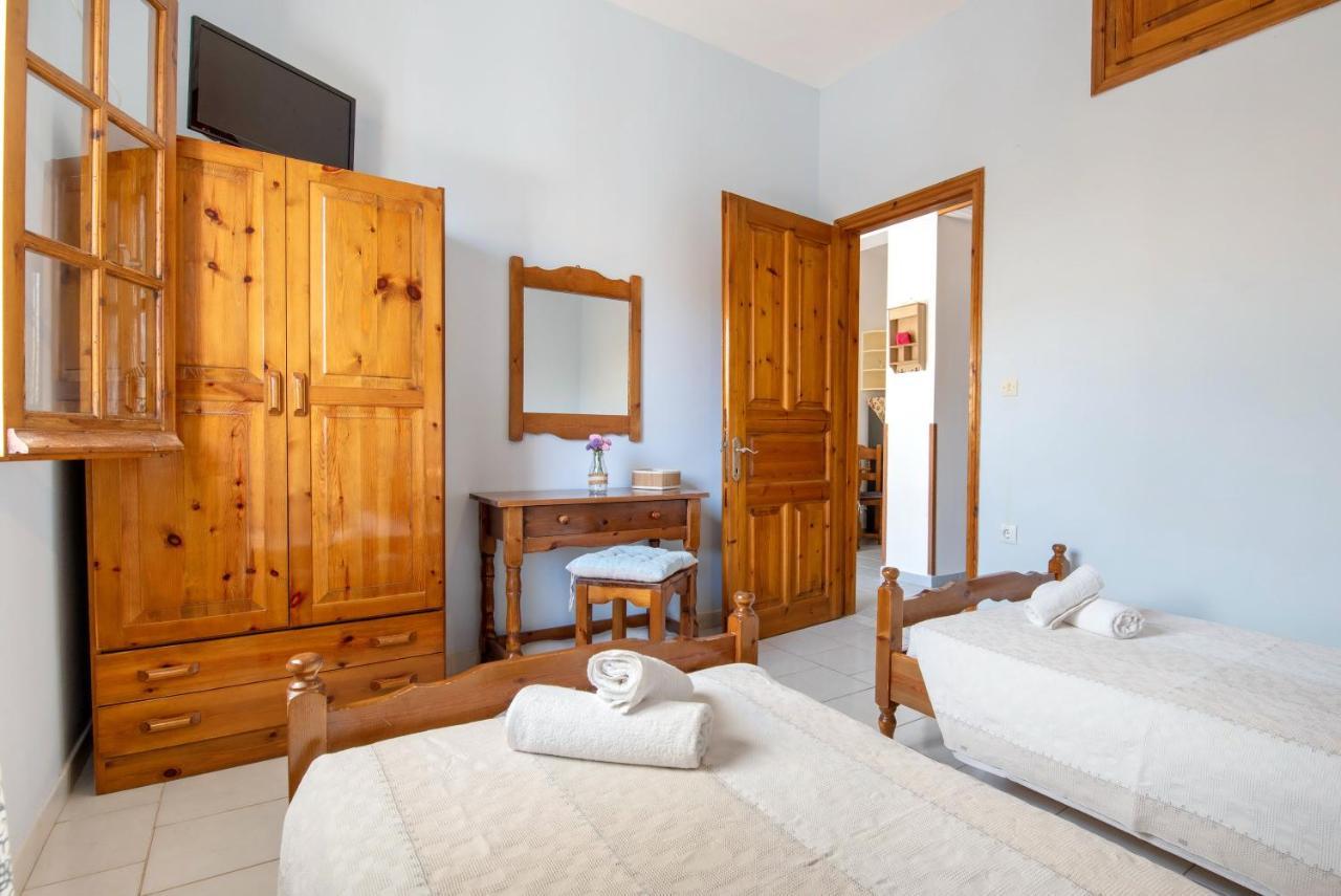 Voula Apartments Gaios Buitenkant foto
